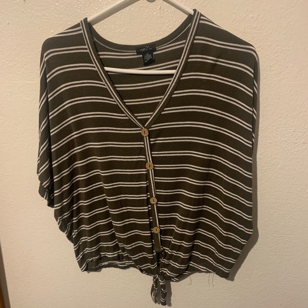 Green and white stripes shirt